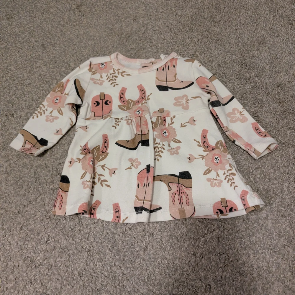 3 For $12 Charming Kids Pajama Set with Floral and Checkered Design - Picture 5 of 8